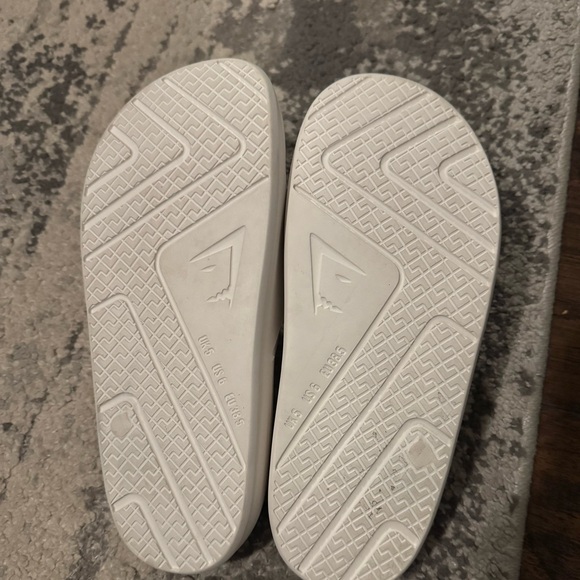 White Gymshark slides - Picture 3 of 3